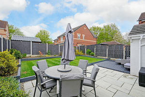 Deepwell Court Halfway